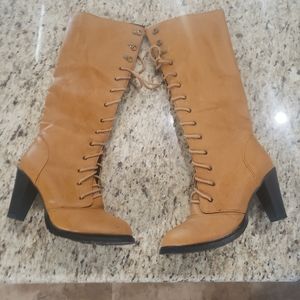 Buckskin boots 8